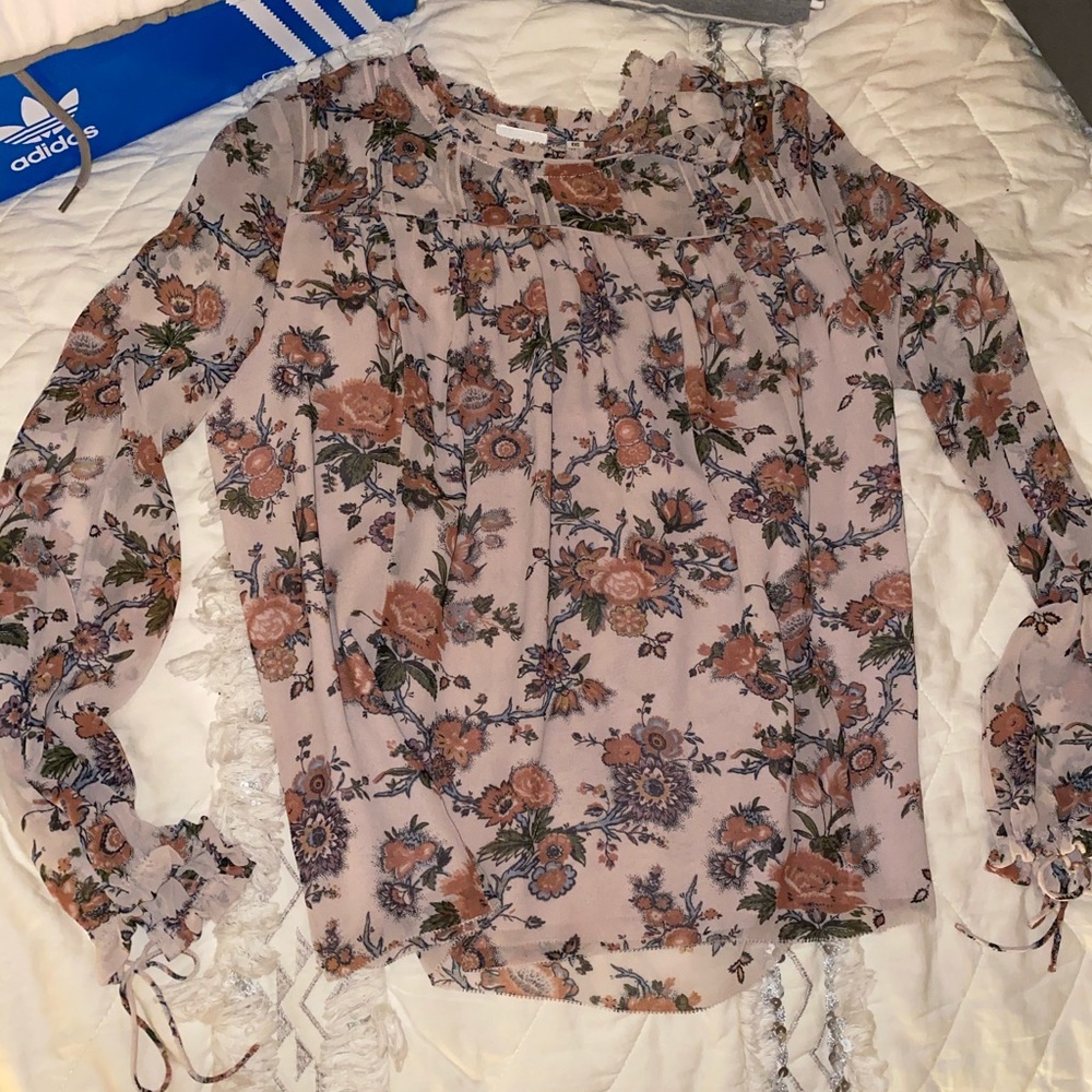Aritzia Floral Blouse